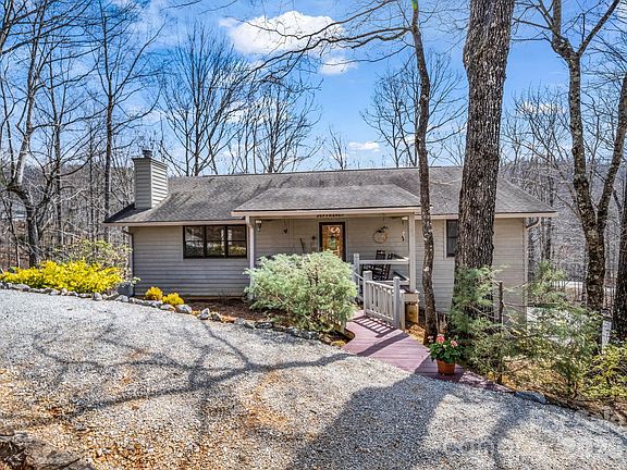 2nd image of 780 Rixhaven Dr