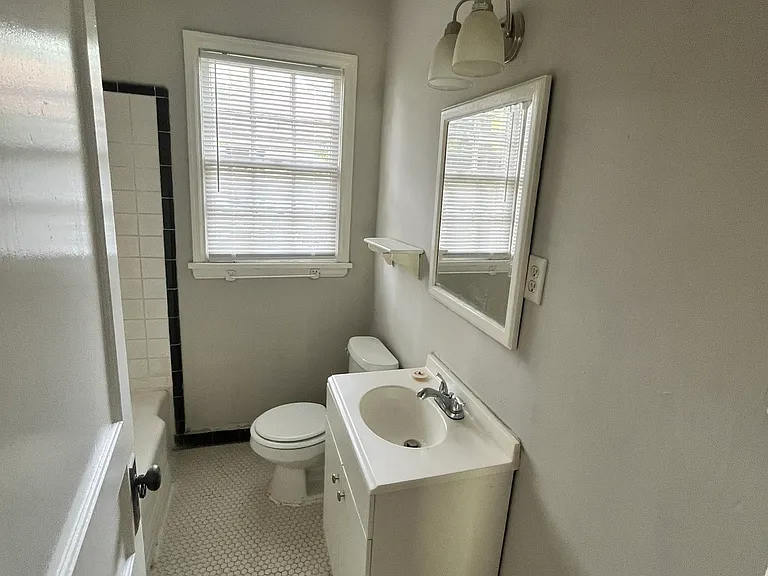 66 S Merton St #2 — Photo 10
