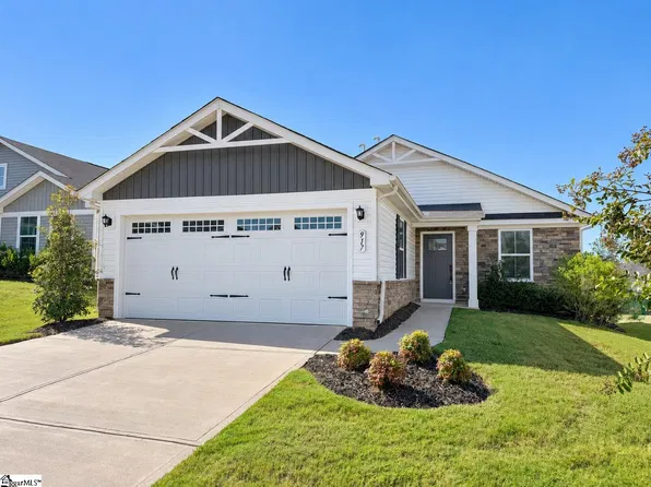 917 Blue Willow Ct, Spartanburg, SC 29302