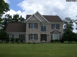 7215 Blackwell Dr, Bedford, OH