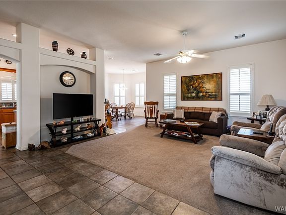 3rd image of 2863 La Paloma Drive
