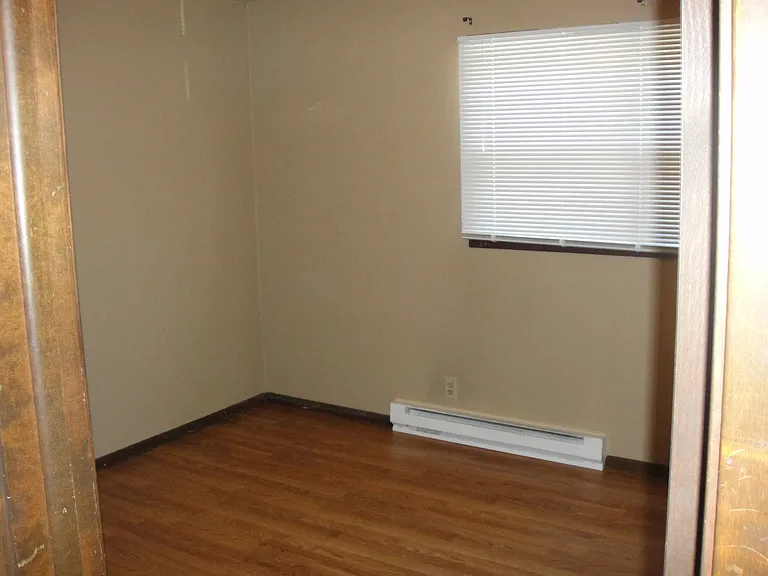 206 Broadway St #A — Photo 5