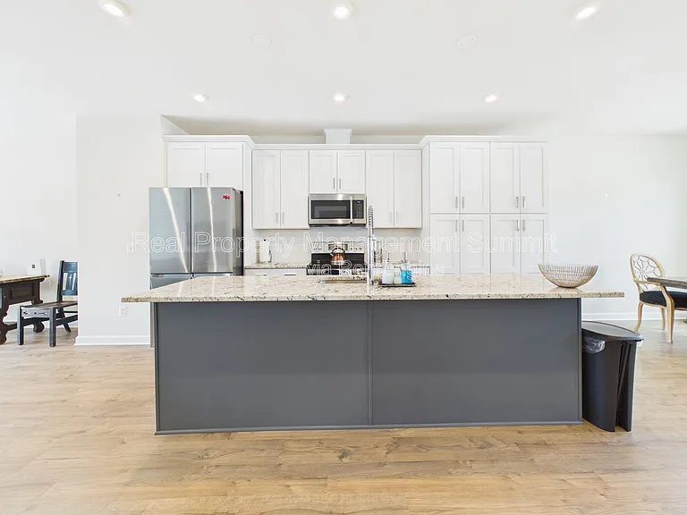 1241 Old Trail Dr — Photo 13