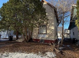 361 8th Ave S, Fargo, ND 58103