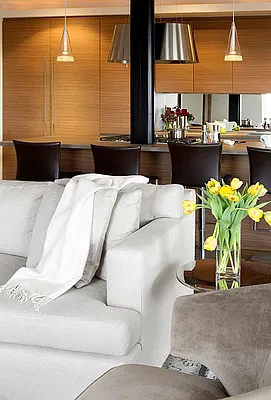 Sold by Compass | media 7