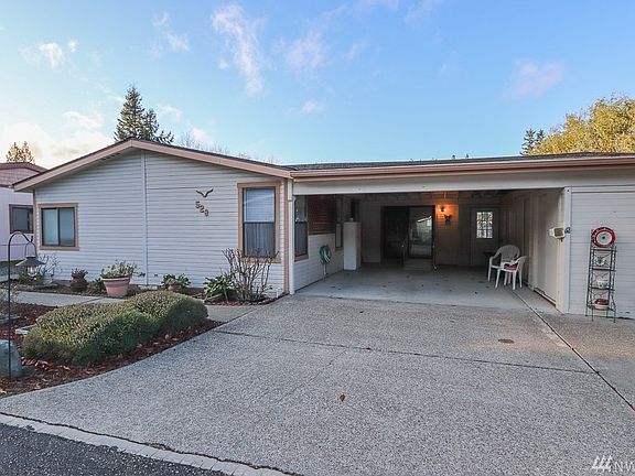 4th image of 528 NW Silver Glen Ln #31