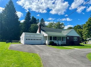 67 Madison St, Hamilton, NY 13346