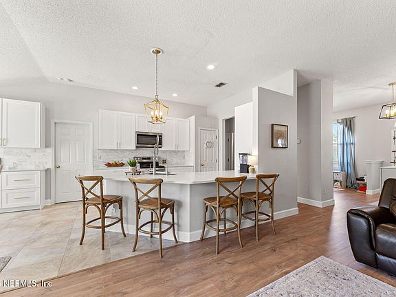 2nd image of 2343 LONGMONT Drive