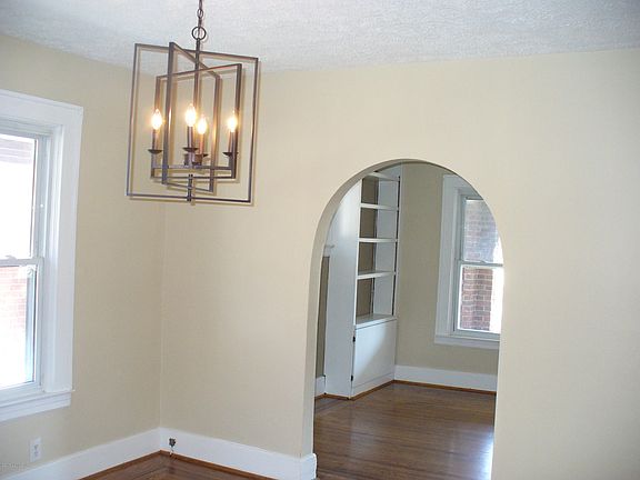 5th image of 2442 Concord Dr