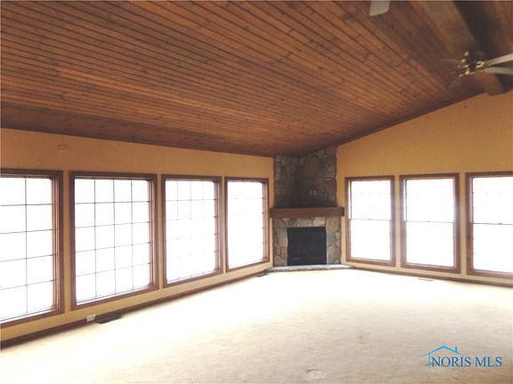 5th image of 8566 Foxfire Lake Dr