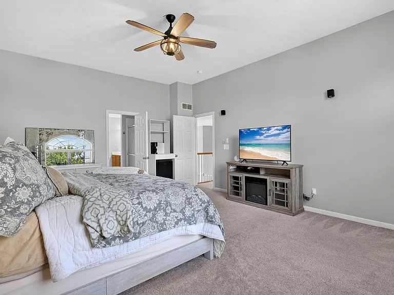 3811 Pine Bank Dr — Photo 42