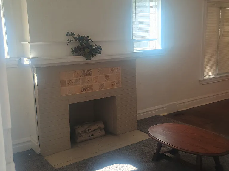 4861 Wabada Ave — Photo 3