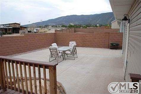 20130221184846124386000000-o[1]