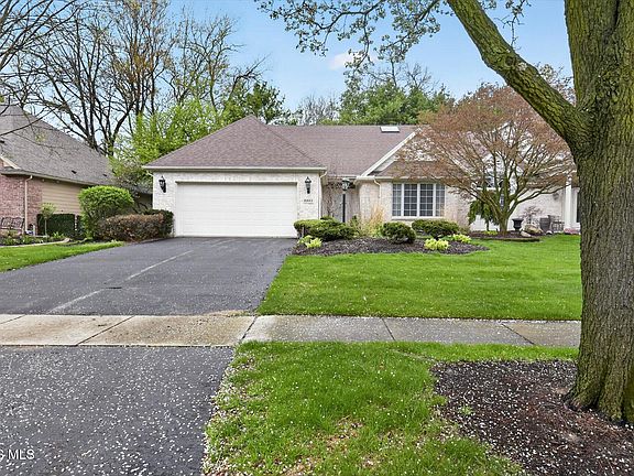 4th image of 6934 Cedar Creek Ln