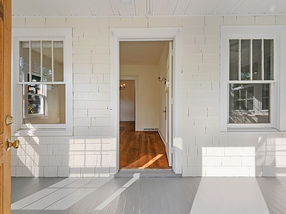 13 Winans Street