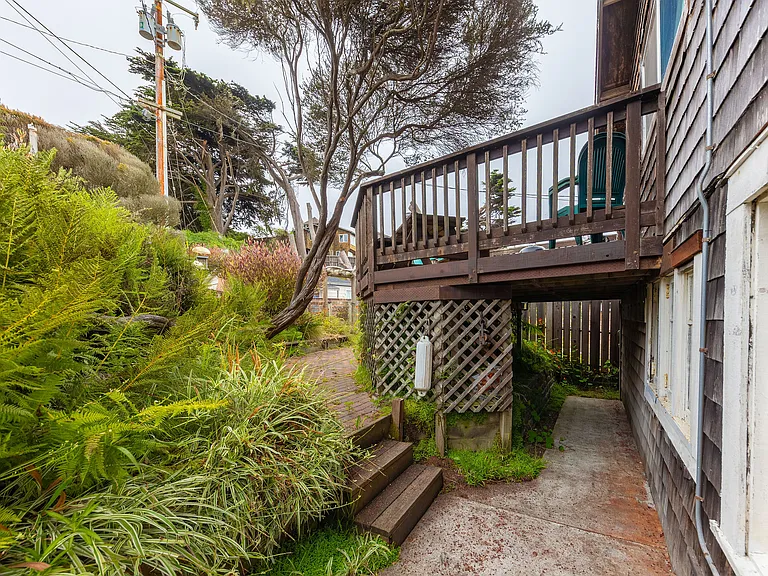 195 Ocean View Ave — Photo 41
