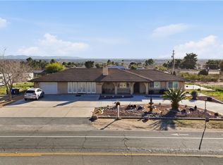 15358 Apple Valley Rd, Apple Valley, CA 92307