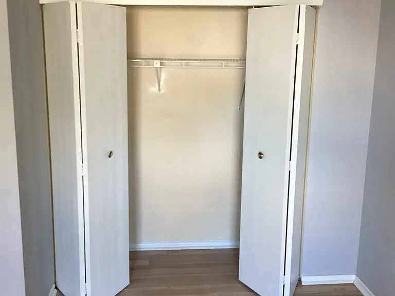 225 N Elizabeth St #1E — Photo 6