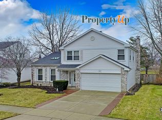 1145 Devonshire Rd, Buffalo Grove, IL 60089