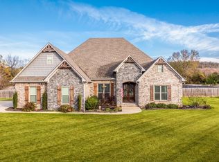 36 Place Ln, Greenbrier, AR 72058