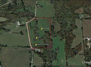 1026 NE 701 Rd, Calhoun, MO 65323