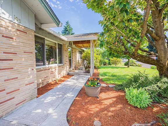 4th image of 103 S Nashville Way