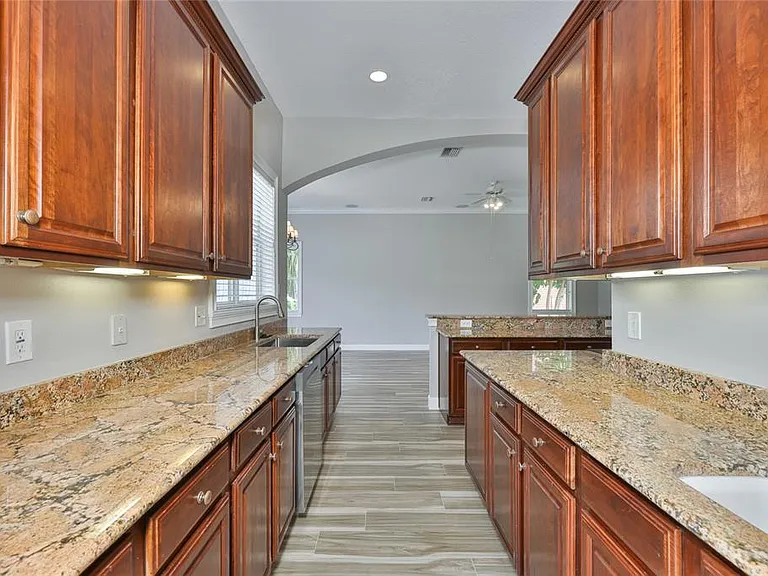 6573 Simone Shores Cir — Photo 12