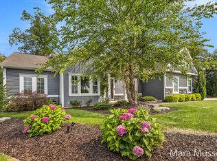 646 Stepping Stone Dr, Byron Center, MI 49315