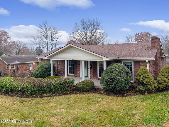 3rd image of 1409 Cloverhills Dr