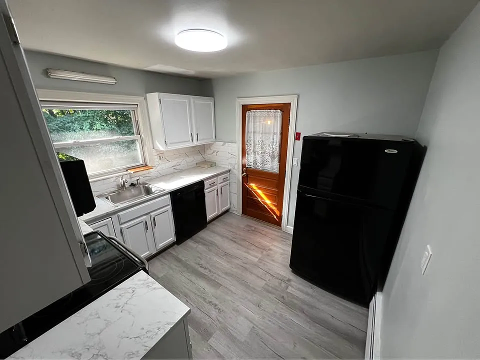 2 bed, 976 sqft, $2,800 — Photo 4