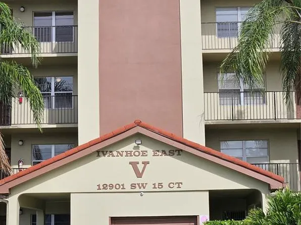 12901 SW 15th Ct APT V112, Hollywood, FL 33027