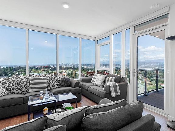 5th image of 10448 University Dr #2601
