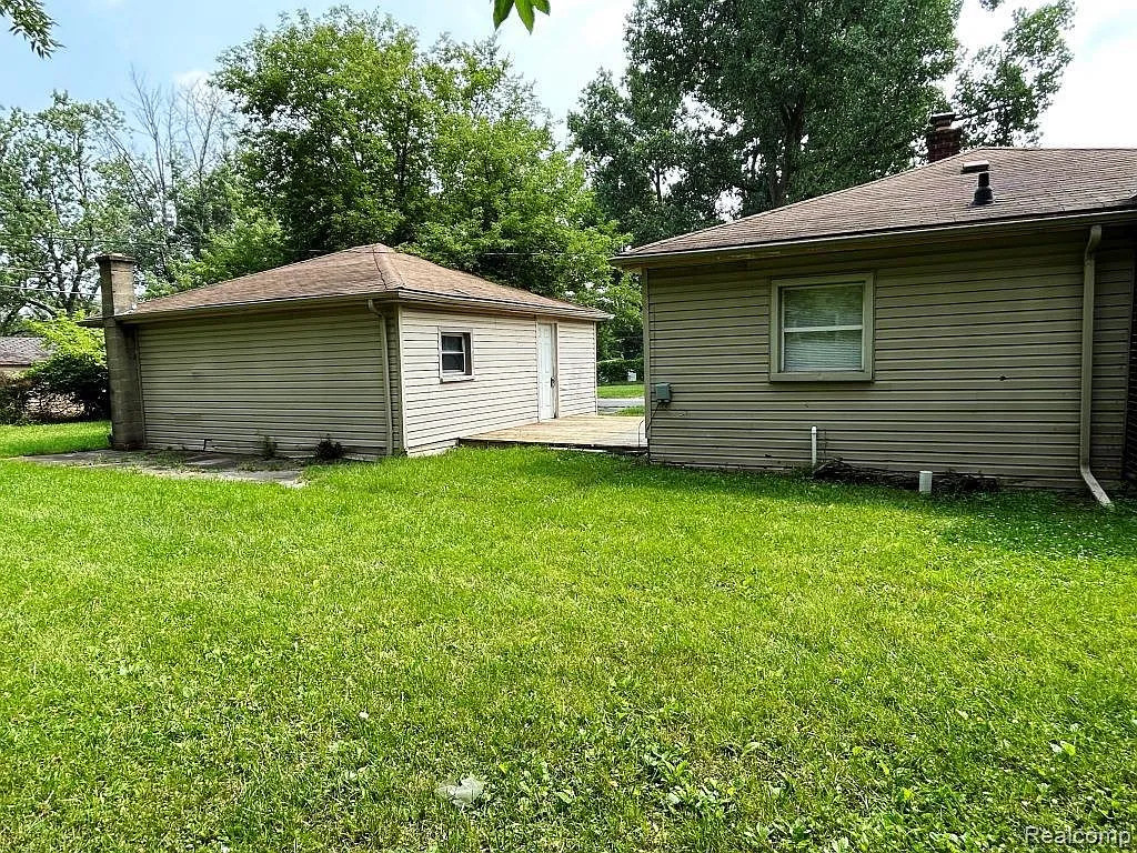 2 bed, 1.0 bath, 860 sqft, $1,195 — Photo 4