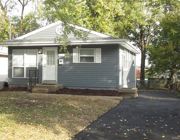 1st image of 169 Floralea Pl