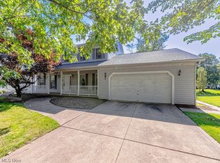 375 Leverett Ln, Highland Heights, OH 44143