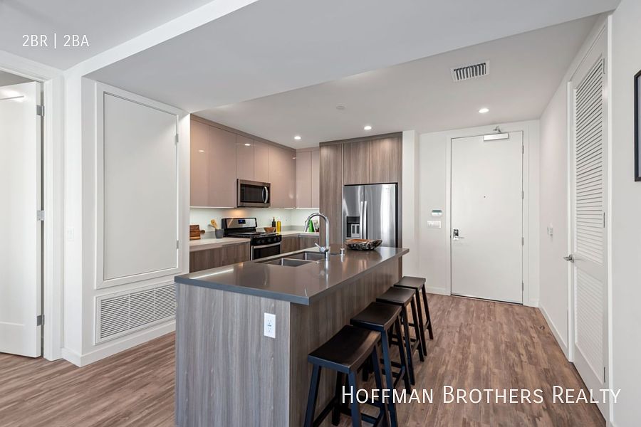 1st image of 714 N Sweetzer Ave #103A