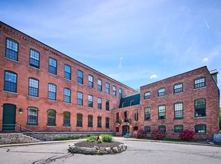 71 Princeton St APT 305, North Chelmsford, MA 01863