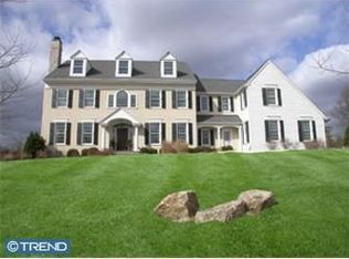 5 Ashwood Ln, Malvern, PA 19355