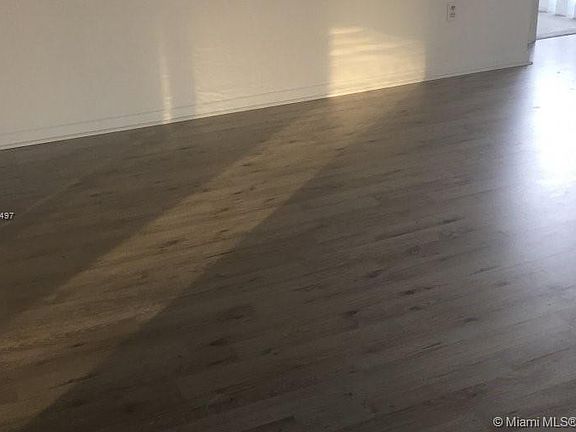 4th image of 1130 102nd St APT 4