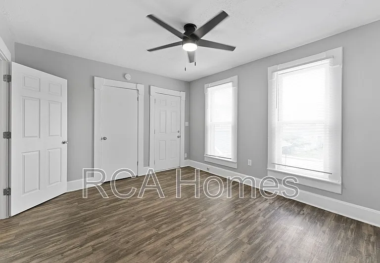 1448 Woodlawn Ave — Photo 12