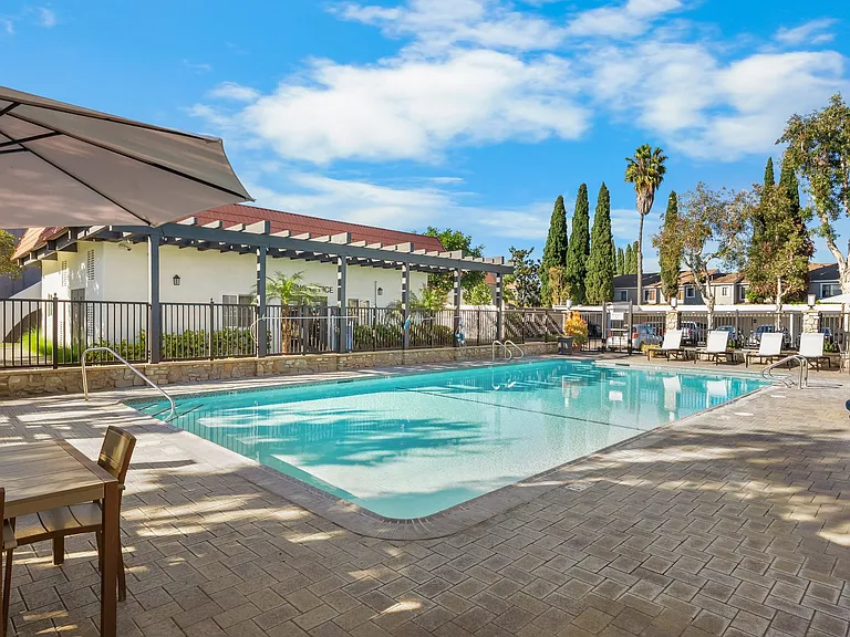 Solara Apartment Homes — Photo 16