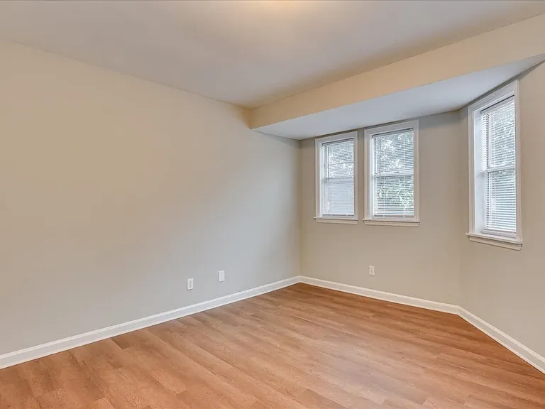 305 Telfair St — Photo 21
