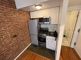Rented by Best Apartments North Inc