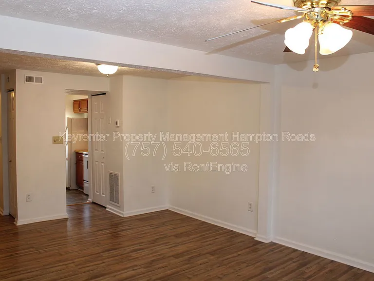 44 Lucinda Ct — Photo 9