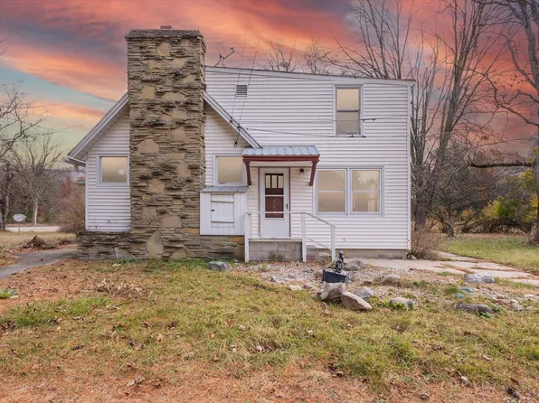 3984 E Holland Lake Rd, Sheridan, MI 48884