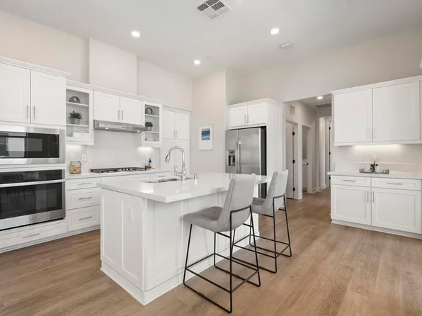 16750 Coyote Bush Dr #50, San Diego, CA 92127