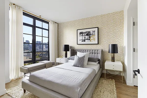 Rented by Aura Management | media 15