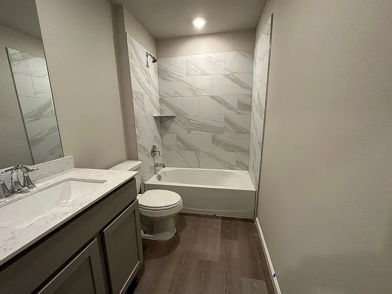 10516 SW 41st St — Photo 17