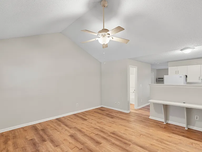 4115 Bloomdale Dr #30 — Photo 5