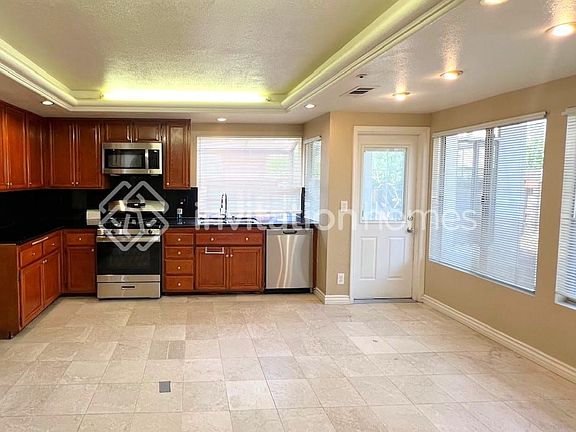 4th image of 7211 Santa Barbara Ct